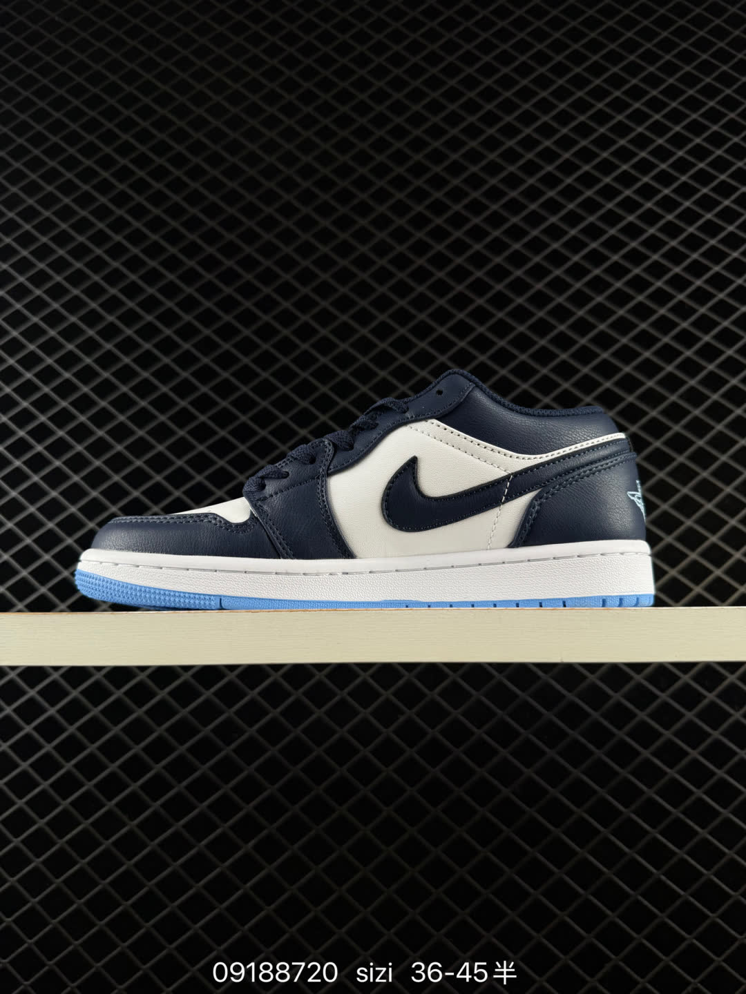 Nike Air Jordan 1 Low-553558-404